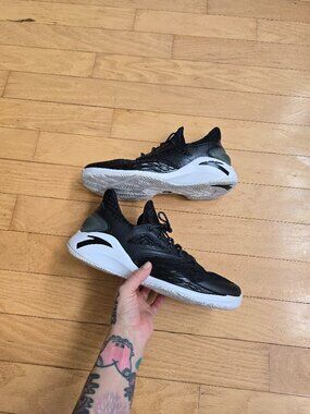 Anta | Klay Thompson KT Light black white sporty basketball sneakers | MENS 10.5